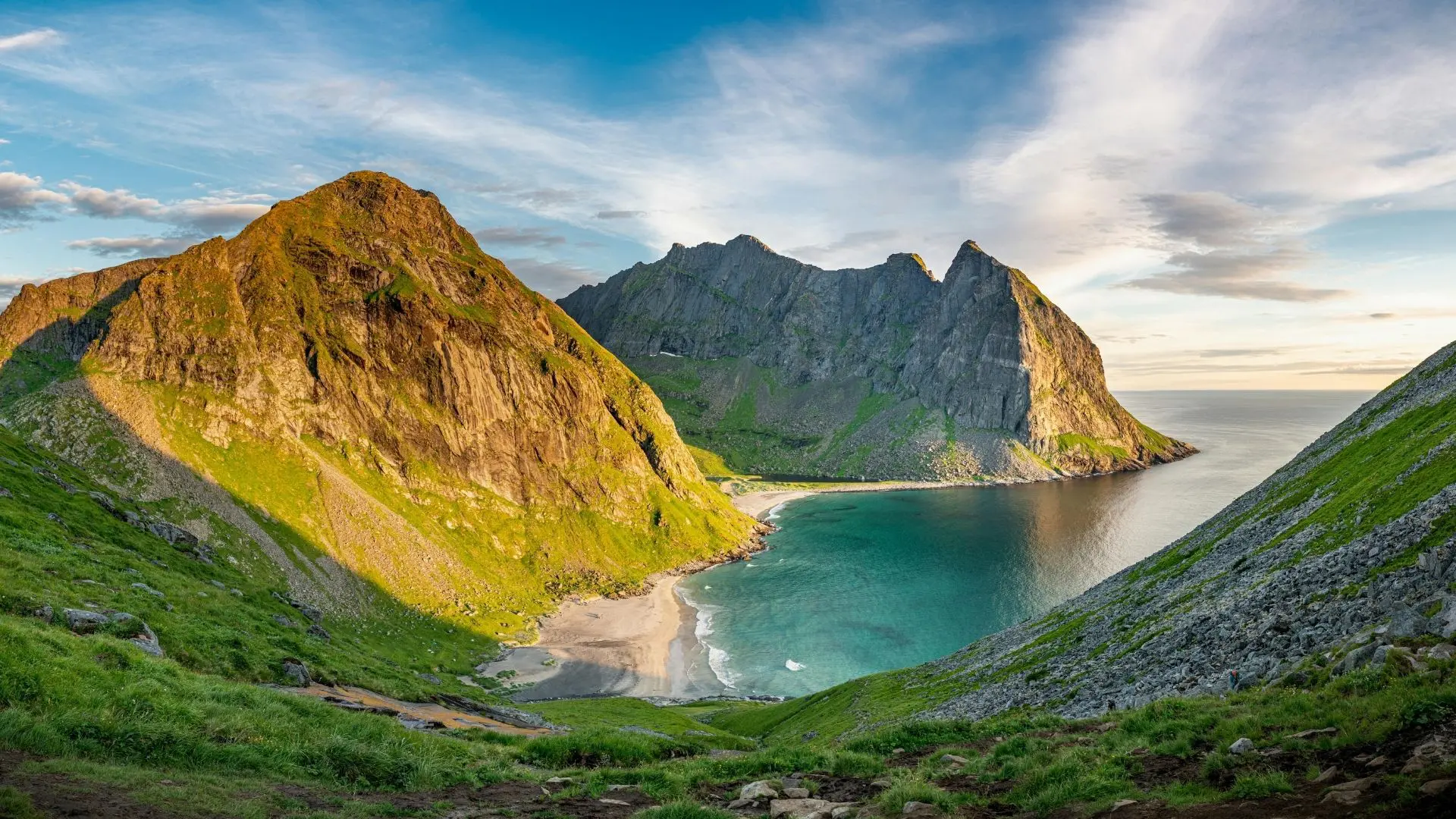 Kvalvika Beach in Lofoten, Norway